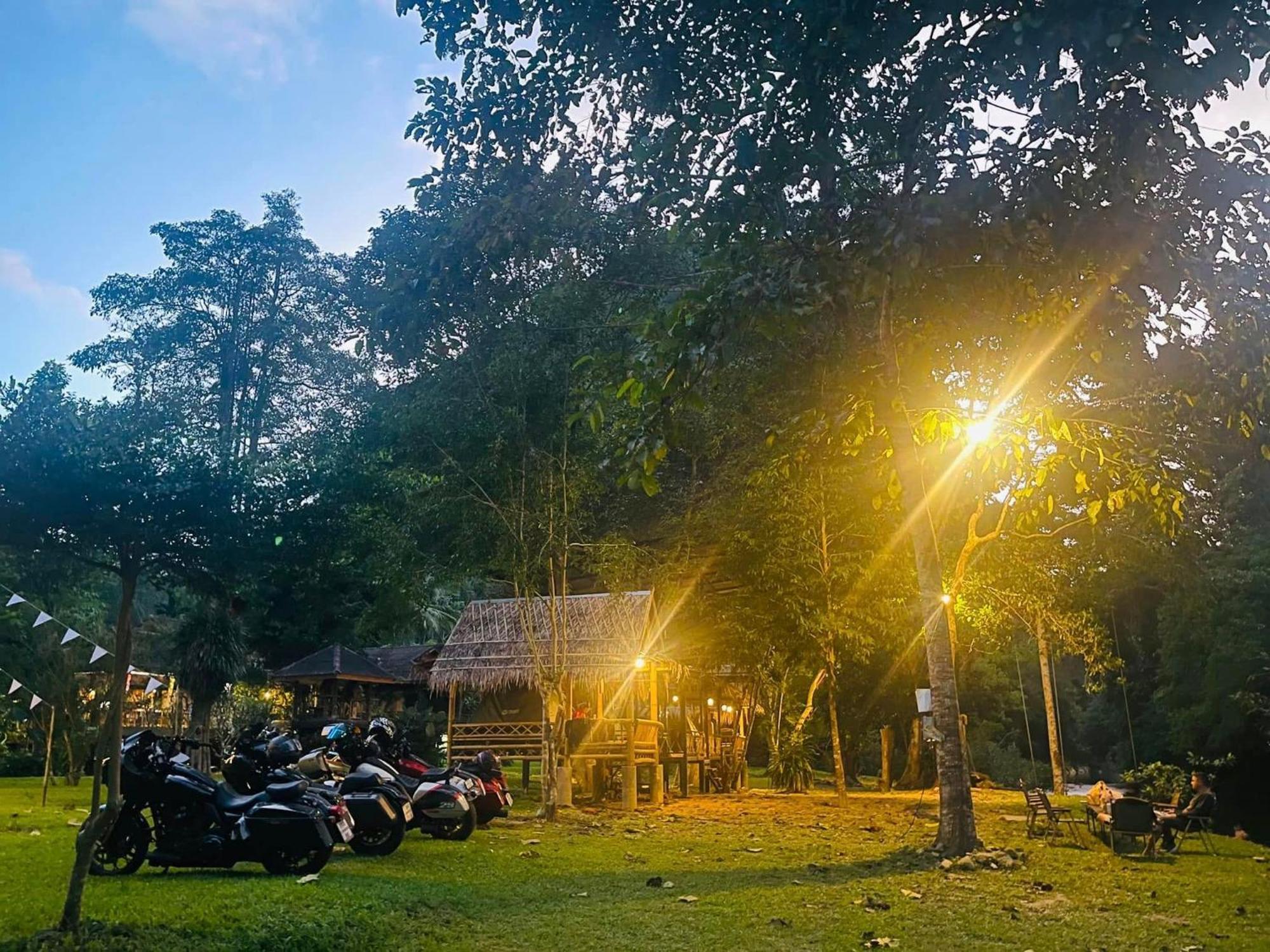 Khaosok Monkeys & River Camps Khao Sok National Park エクステリア 写真